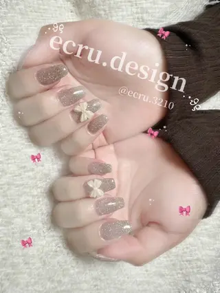 ネイル ecru.所属・TAKAHASHI NANAMIのマツエク・マツパデザイン