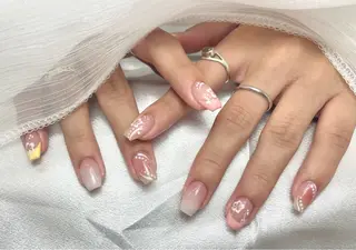 ネイル 夏 目のネイルデザイン