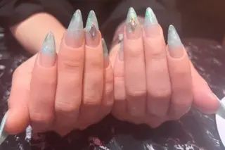 ネイル すみれ💜量産 地雷 痛ﾈｲﾙ 韓国ﾈｲﾙのネイルデザイン