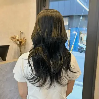セミロング カラー いなみね はるきのヘアスタイル