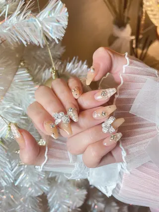 ネイル 23時まで❤︎韓国、 ワンホンネイルのネイルデザイン