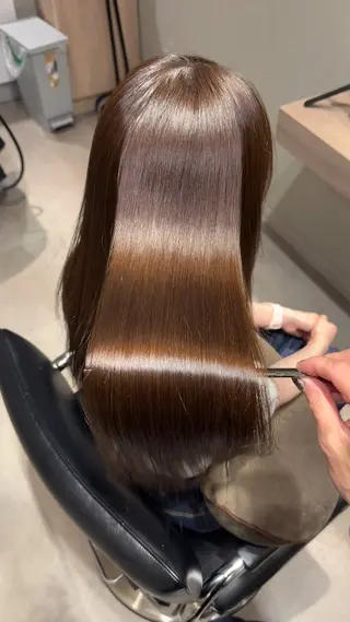 ロング カラー ヘアアレンジ MiU所属・韓国×髪質改善×美髪 縮毛矯正×レイヤーのヘアスタイル