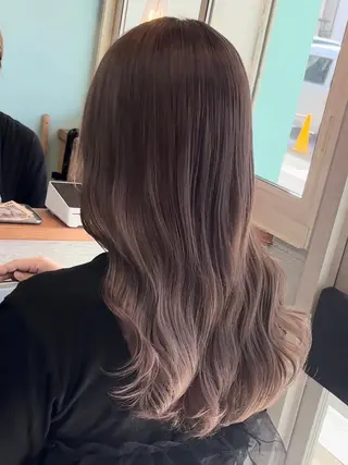 ロング カラー ❣️ハイトーン❣️ BLUE&Co.のヘアスタイル