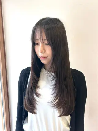 ロング レイヤーカット🐺 hina🩶のヘアスタイル