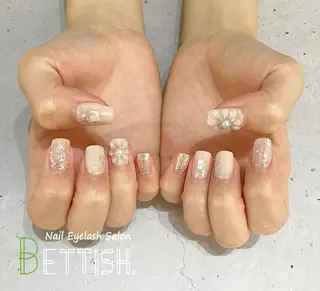 ネイル BETTISH. KUMIKO☺︎︎のネイルデザイン