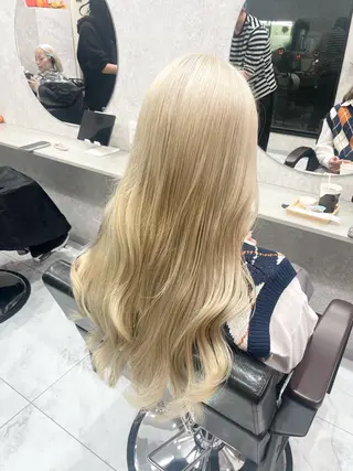 ロング 🦋ハイトーン🦋 石山 希理🦋のヘアスタイル