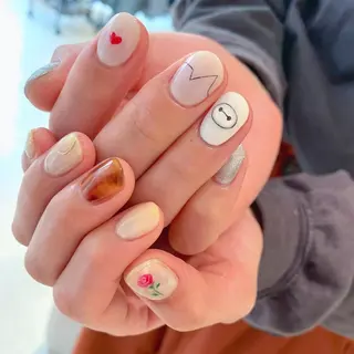 ネイル esby Loely MIZUKIのネイルデザイン