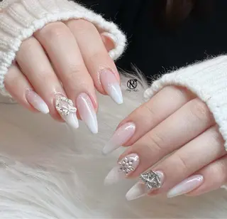 カラー ZIN RUBYNAILのネイルデザイン