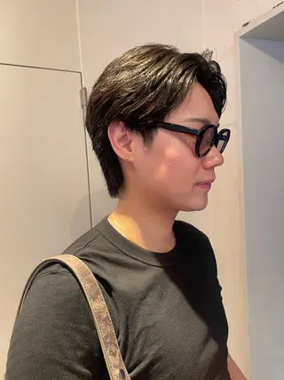 カラー メンズ RIN／韓国ヘア レイヤーカットのヘアスタイル