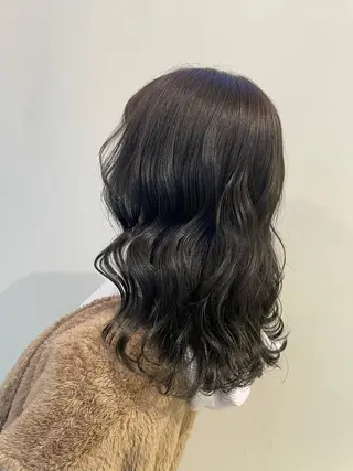 セミロング カラー 極艶透明感カラー🐰 髪質改善/出雲つぐみのヘアスタイル