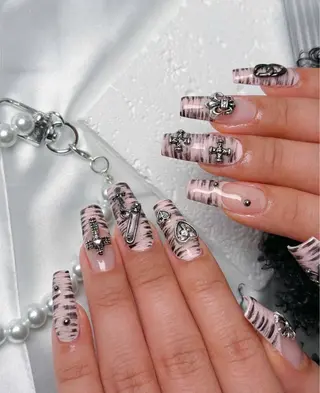 ネイル Lina所属・MeiMei Nail モデル募集のネイルデザイン