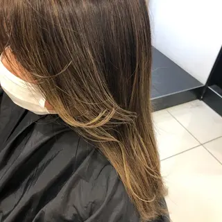 ミディアム 韓国風/オシャレ /縮毛矯正/滝口琴未のヘアスタイル