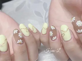 ネイル 芦辺 香奈のネイルデザイン