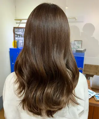 ロング イシイ ハルナ 🤍のヘアスタイル