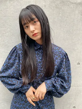 ロング ✨透明感カラー✨ 🦖佐々木未来🦕のヘアスタイル