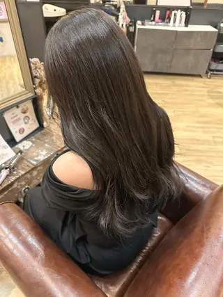 ロング ツヤ感/透明感カラー /蟹江/harunaのヘアスタイル