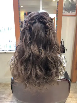 ロング ヘアアレンジ 韓国ヘア🤍髪質改善 🇰🇷AKANEのヘアスタイル
