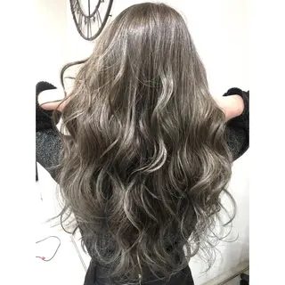 ロング カラー 井上 一平のヘアスタイル