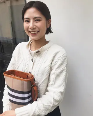 ショート tonari 梅田、中崎町のヘアスタイル