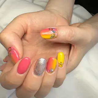 ネイル LIFE 2nd MARIのネイルデザイン