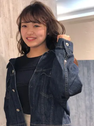 セミロング 大場 優のヘアスタイル