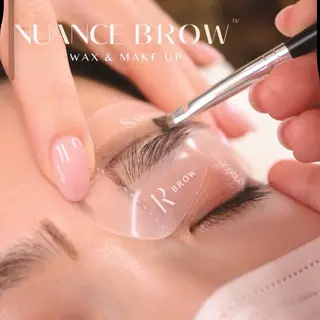 アイブロウ ひがし 🐰🤍の眉毛・アイブロウイメージ