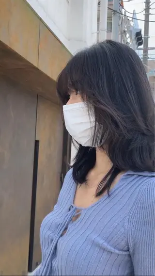 セミロング ヘアー・クロマチックノート所属・杣澤 詩乃のヘアスタイル