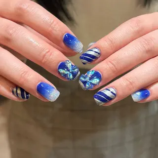 ネイル レイヤー/手書きネイ ルCOCORO 🎀のネイルデザイン