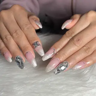 ネイル LAVISH manaのネイルデザイン