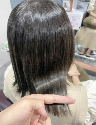 ショート カラー 傷ませない縮毛矯正／ 吉岡 美江のヘアスタイル