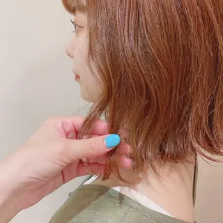 カラー PELE WAKAのヘアスタイル