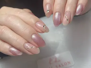 ネイル ユリ🎀長さだし/ パラジェル/持ち込みのネイルデザイン