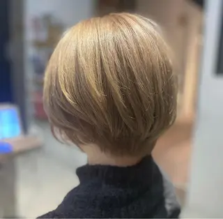 ショート カラー 髪質改善🌟透明感 🌟三塚有紀子のヘアスタイル