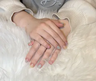 ネイル 亀山 ゆらのネイルデザイン