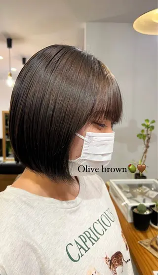 ショート カラー 松本 華林のヘアスタイル