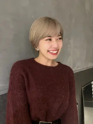 ショート カラー 田中 里奈のヘアスタイル