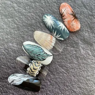 ネイル plunail mikiのネイルデザイン