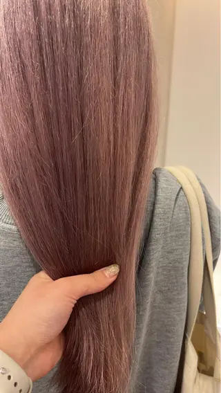 ロング カラー ヘアアレンジ FILMS所属・FILMS熊取谷 花のヘアスタイル