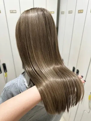 ロング カラー ブリーチ/艶カラー /縮毛矯正/みなのヘアスタイル