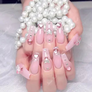 ネイル Niiy 🍫のネイルデザイン