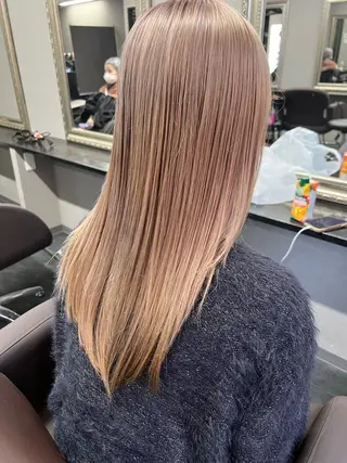 ロング カラー ハイトーンカラー 坂本 翼のヘアスタイル