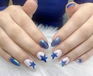 ネイル 小島 阿佑美のネイルデザイン