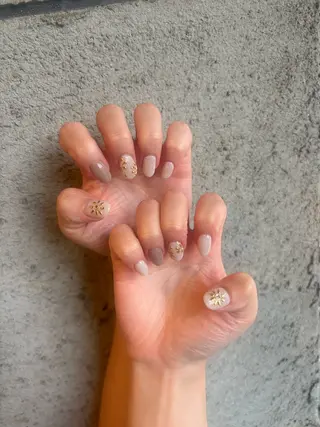 ネイル 小林 玲奈のネイルデザイン