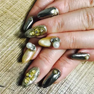 ネイル 安藤 Charlotteのネイルデザイン