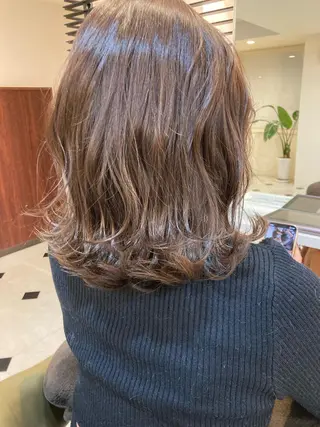 カラー 髪質改善サロンLOUIMADNA栄店所属・🌈縮毛矯正特化 杉浦　夏生のヘアスタイル