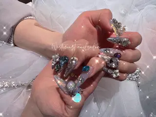 ネイル リボン、ガーリー パーツ放題専門店のネイルデザイン