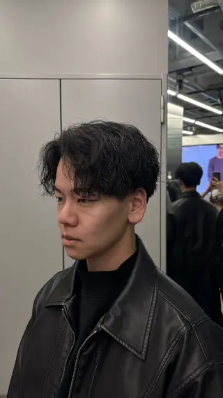 パーマ RETOUCH by fifth メンズサロン【レタッチ バイ フィフス】所属・fifth原宿 A:Ri🧸のヘアスタイル