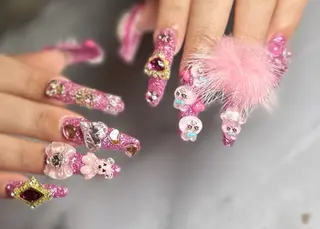 ネイル 新山 聖のネイルデザイン