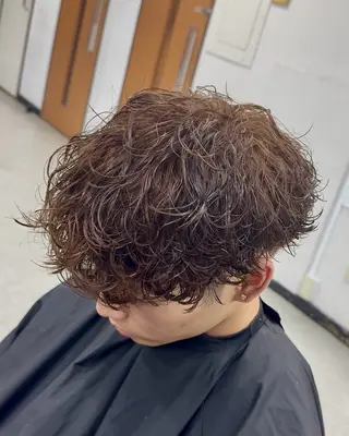 パーマ メンズ シャドウ/波巻き 朝崎倭斗のヘアスタイル