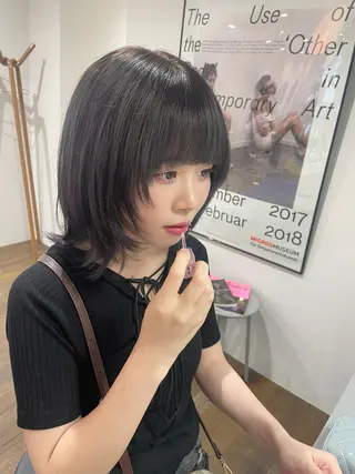 ミディアム lutz／ MIONのヘアスタイル